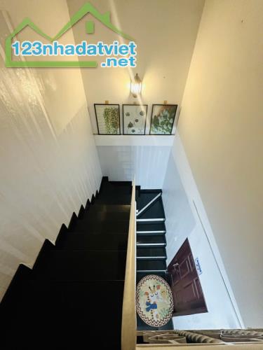 Cần Bán Gấp MTKD Phan Văn Trị  P5 , 7m x 8,9m , 4 Lầu ,Giá 13,7 tỷ Thương Lượng Mạnh. - 4