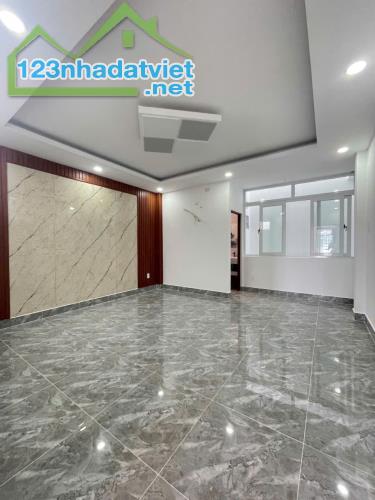 Bình Tân, Nhà 5 tầng 80m2, Ngang4.5m, cạnh Aeon,ô tô, giá rẻ - 3