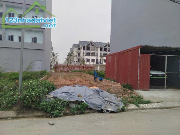 bán lô đất đẹp dịch vụ Thăng Long 9, Kim Chung, Hoài Đức: 62m2*Mt4.7m* đường 9m