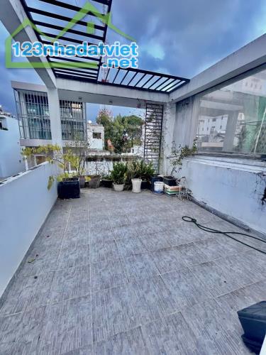 Bán nhà quận 10 đường Cao Thắng, 4 tầng, 53m2, hẻm xe hơi, 12.9 tỷ - 1