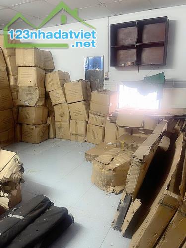 Cần bán gấp nhà to Tân Kỳ Tân Quý gần Aeon Tân Phú đủ tiện ích, nở hậu chỉ 3.x tỷ, bao giá - 2