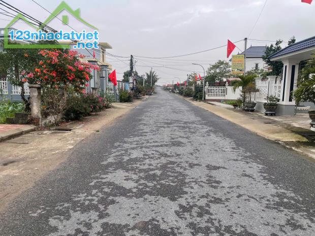 Chính chủ cần bán lô đất biển Quất Lâm, Nam Định. Vị trí trung tâm, gần bãi tắm. Giá Rẻ - 5