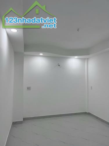 NHỈNH 5 TỶ- DIỆN TÍCH 80M2- SÁT CHỢ - 4