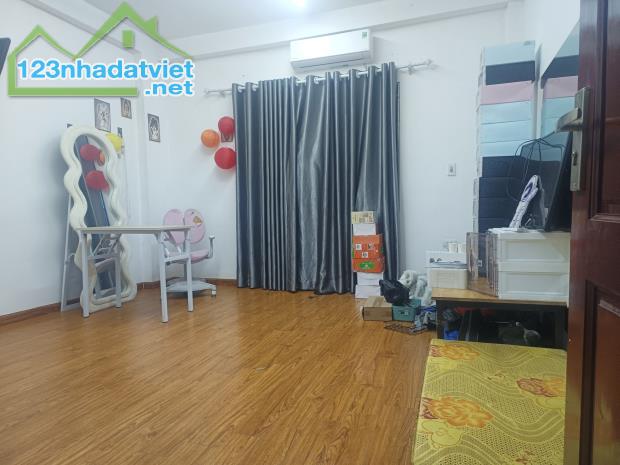 BÁN NHÀ ĐẸP 5 TẦNG – PHÚ ĐÔ – GIÁ 8.35 TỶ/37m2 - 4