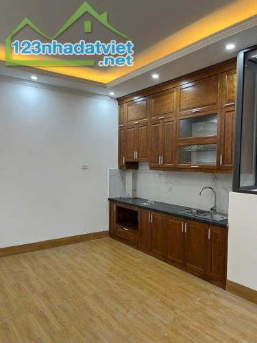 BÁN NHÀ ĐẸP KHƯƠNG HẠ, NGÕ THÔNG, GẦN Ô TÔ, 4 TẦNG GIÁ 8,2 TỶ
