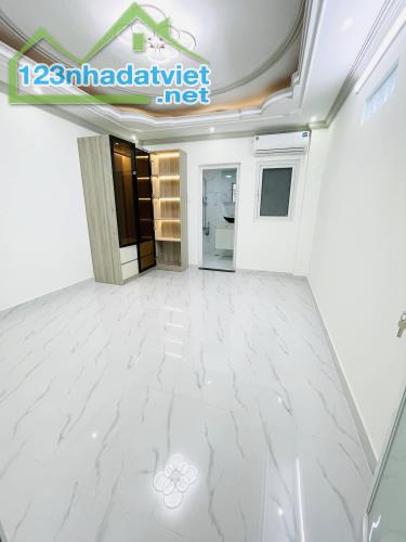 Bán nhà Âu Dương Lân, Quận 8 - 66m2, 3 tầng, hẻm xe hơi, 6 tỷ 2 - 4