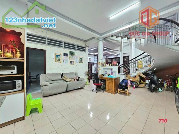 Nhà bán phường Tân Phong, khu cư xá Phúc Hải sổ hồng gần 500m2 ngang 23m giá 19 tỷ - 4