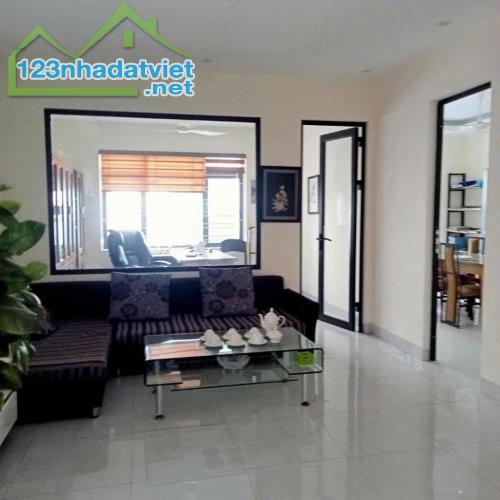 BÁN TOÀ SIÊU BIỆT THỰ PHỐ TRẦN THỦ ĐỘ - KDT PHÁP VÂN - 738M - MT 43M - 2