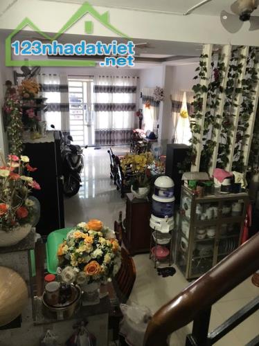 CHỈ 6.5 TỶ, Nhà Đẹp 103M², 3 Tầng/3 Phòng Ngủ, HẺM Ô TÔ✨ QUANG TRUNG Gò Vấp - 2