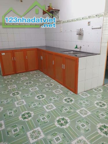 Bán Nhà Gác Lững Tầng MT Phú Lộc 14 Sát Biển. Giá 3Tỷ8 Sụp Hầm - 1