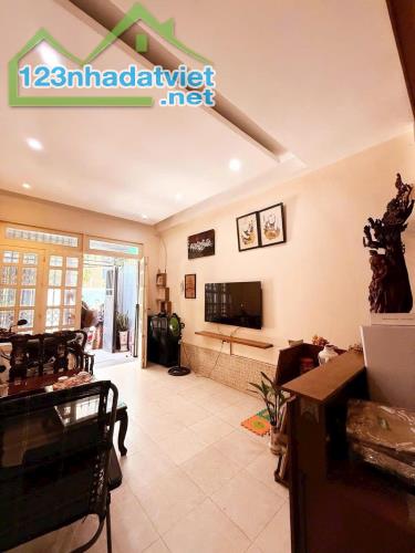 + Khu VIP, Siêu Vị Trí,3Tầng 4X16m Sổ Vuông, HXH 8m Lý Thường Kiệt Q10, 15.95Tỷ - 3