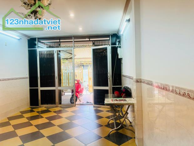 NHÀ 2 TẦNG HẺM Ô TÔ HƯƠNG LỘ NGỌC HIỆP 60M2, 2PN, GIÁ CHỈ 3,2 TỶ - 2