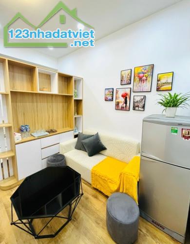 BÁN NHÀ TẬP THỂ THỌ LÃO Tầng 3- NHÀ ĐẸP Ở LUÔN - 2PN ĐỦ CÔNG NĂNG - CĂN HỘ THOÁNG SÁNG - - 1