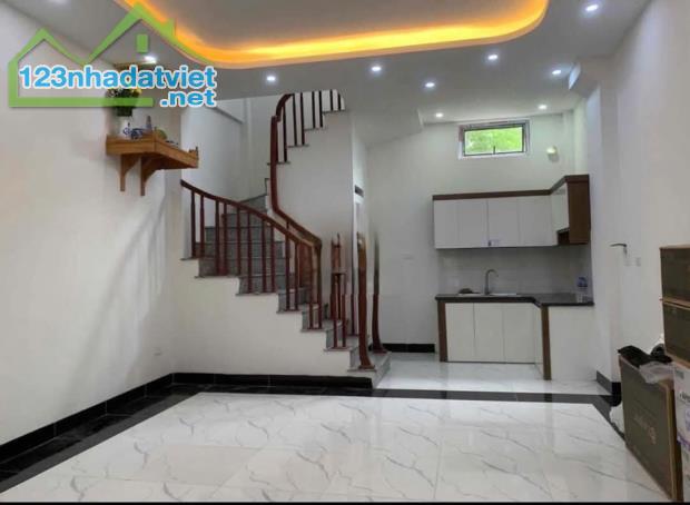CHỦ CẦN BÁN GẤP NHÀ HÀ CẦU, HÀ ĐÔNG - 5 TẦNG, NHỈNH 5 TỶ
