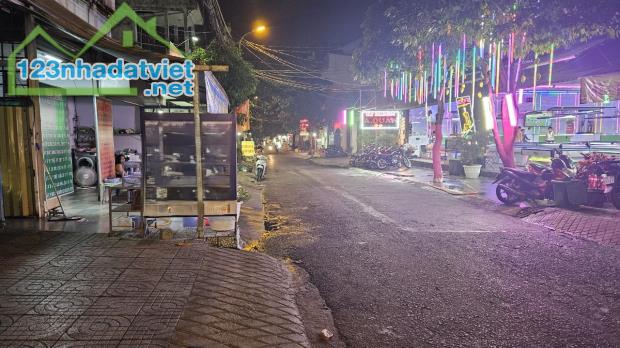 Mặt tiền 55 Đường số 4 P. 7 Gò Vấp, DT 4x19m, XD hầm lửng 3 lầu ST. Giá 10 tỷ - 2