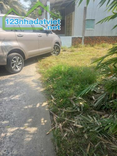 Bán đất Bến Tre 101m có thổ cư đường ô tô