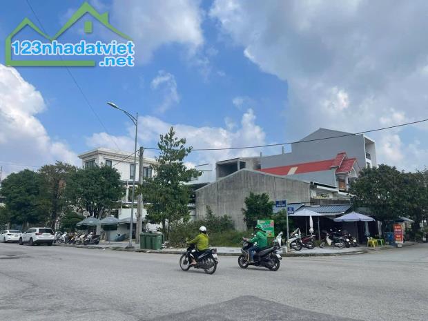 Bán đất 197,5m2, 2 Mặt tiền đường Đồng Khởi - Phan Đình Giót, KQH Bàu Vá, TP Huế - 4