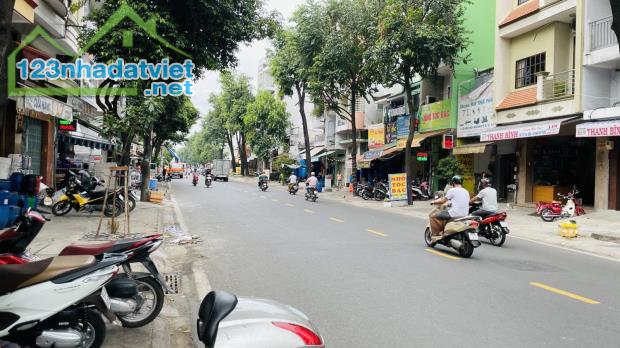 **Chính Chủ Bán nhà 4 Tầng Mặt Tiền Trần Tuấn Khải Q5 8.6x19m HDT 50 triệu giá 35.9Tỷ - 1