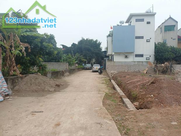 Bán lô đất 73m hai mặt tiền tại chương mỹ cách ql6 50m cách khu cn phú nghĩa 2km giá 3,1ty - 1