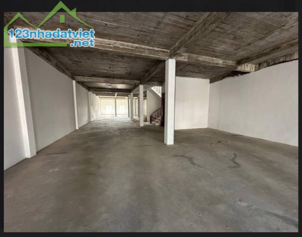 Chính chủ cần bán nhà mặt phố Âu Cơ diện tích 370m, 4tầng thang máy. - 3
