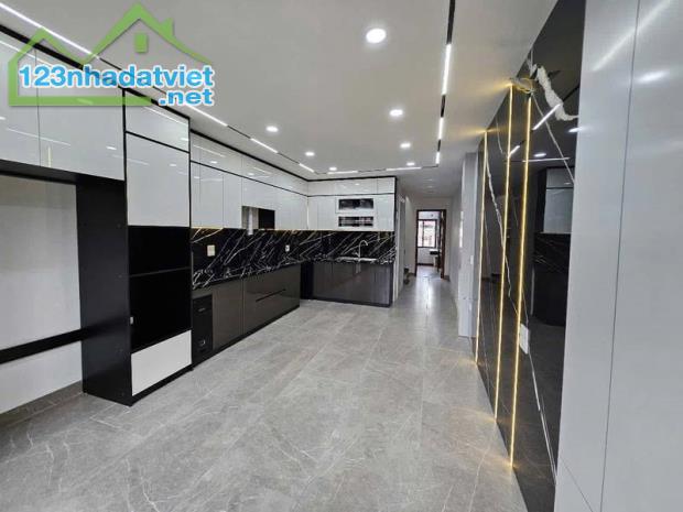 🏡 BÁN NHÀ ĐẸP PHỐ YÊN LẠC – HAI BÀ TRƯNG – Ô TÔ VÀO NHÀ – KINH DOANH ĐỈNH – THANG MÁY - 4