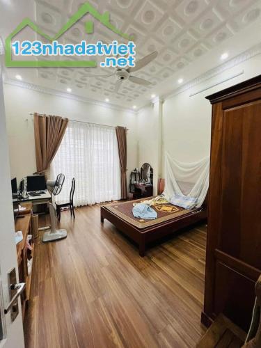 Cho thuê nhà riêng, ngõ 421 Hoàng Quốc Việt, Cầu Giấy 50m x 4T giá 19tr, ô tô, KD, VP - 3