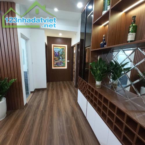 BÁN CHUNG CƯ NGUYỄN CƠ THẠCH - VIEW THOÁNG - DT 130M2 GIÁ HIẾM 6T LH: 0949859830 - 1