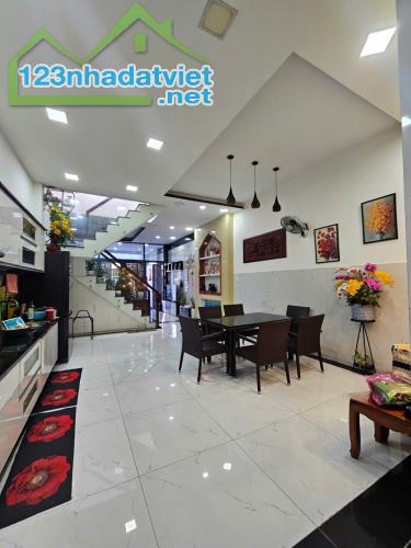 Bán Nhà Cực Xinh Xuân Thới Sơn 18, 105m2, 2 tầng, giá cực rẻ, Đường 6m thông tứ tung, - 1