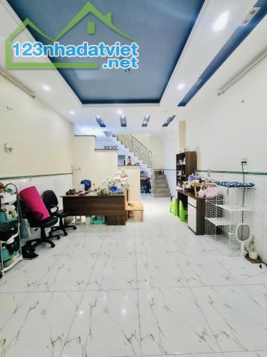 NHÀ MỚI 2 TẦNG - 48M -  - SỔ VUÔNG - HC ĐỦ - SẴN DÒNG TIỀN  -- CHỈ 4.x TỶ