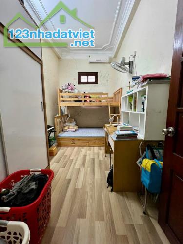 TT HOÀN KIẾM-MẶT NGÕ THÔNG-7CHỖ QUA NHÀ-SỔ ĐẸP-37M 5T 7xTỶ-HỒNG HÀ-TIỆN ÍCH MIỄN BÀN - 4