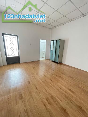 Bán nhà Bờ Bao Tân Thắng ngay Aeon Tân Phú 60m2 Hẻm to gần MT chỉ 5,1 Tỷ TL - 4