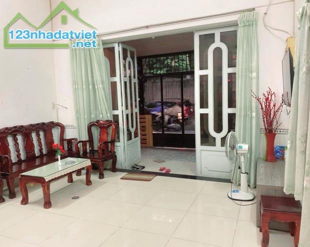 📢 BÁN NHÀ P.15 TÂN BÌNH - 91m² - VỪA Ở, VỪA KINH DOANH CHO THUÊ -CHỈ HƠN 4 TỶ(TL) - 2