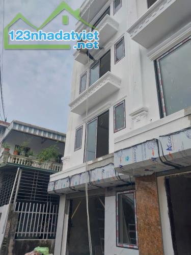 NHÀ ĐẸP GIÁ CỰC RẺ!!! CHỈ 2ty62 CÓ NGAY NHÀ 4Tx40m2 NGAY TẠI TT. CHÚC SƠN