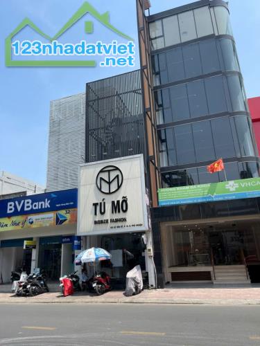 Bán Nhà Mặt Tiền Đường: Lê Văn Sỹ, Phường 10, Quận Phú Nhuận. Ngang 4,2 x 20m - 3 Tầng.