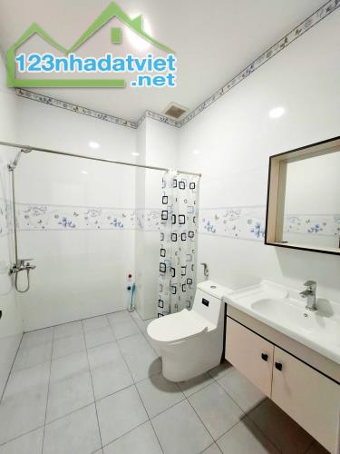 + 👉 SỐC SIÊU PHẨM GẤP GẤP BÁN NHÀ Đ TỈNH LỘ 10 BTĐ BÌNH TÂN 4*20M 4L NHỈNH 6xT