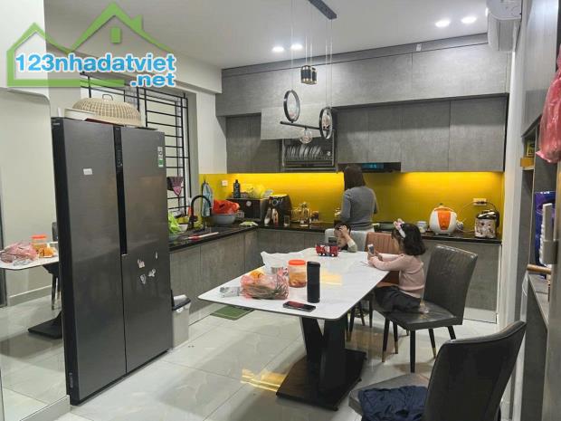 BÁN CĂN HỘ CHUNG CƯ MẶT PHỐ XUÂN LA – VÕ CHÍ CÔNG – TÂY HỒ – 3 NGỦ