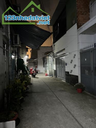BÁN NHÀ NGÕ 60M2, SƠN KỲ, TÂN PHÚ, GIÁ 5 TỶ - VỊ TRÍ VÀNG, SỔ HỒNG CHÍNH CHỦ - 1