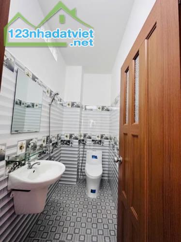 Nhà Đẹp Lung Linh - HXH - 3 Tầng - 37m2 - Sát MT Lê Văn Thọ P9 Gò Vấp- Giá Chỉ 4 tỷ Nhỉnh - 4