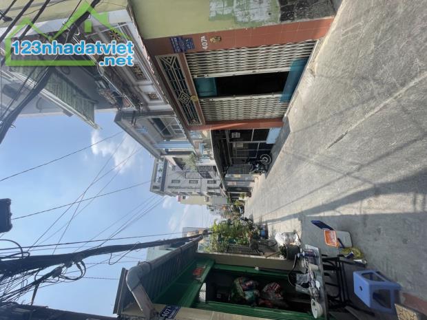 🌳Nhà bán Hậu Giang phường 11 Quận 6 . Gần chợ cây Gõ và Chợ Lớn . DTSD 90m2 - 3