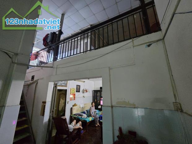 BÁN NHÀ GỘP 2 SỔ LIỀN NHAU TRƯƠNG ĐĂNG QUẾ P3, THÔNG RA PHẠM VĂN ĐỒNG GẦN NGÃ 6 Gò Vấp - 2
