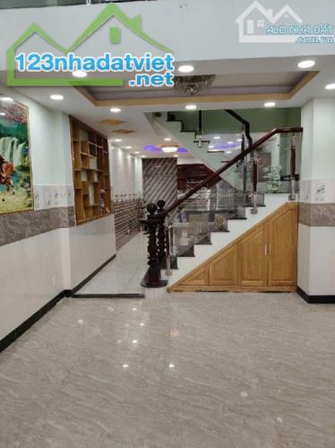 HẺM XE HƠI 5M - 4 TẦNG - 4M x 16M - NGAY CHỢ LẠC QUANG - GẦN MẶT TIỀN - TRƯỜNG CHINH - 1