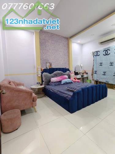 Bán nhà HXH Xuan Thới Sơn 19, Hóc Môn, 127m2, giá 4.5 tỷ TL.