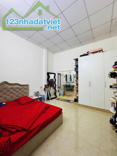 💥Nhà Mê,TC 4*15m,Hẻm Nguyễn Thị Minh Khai,Ngay Trung Tâm Phố - 3