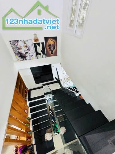 💥Nhà Mê,TC 4*15m,Hẻm Nguyễn Thị Minh Khai,Ngay Trung Tâm Phố - 5