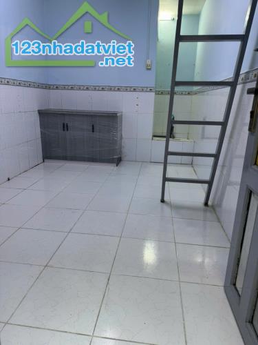 Cho thuê nhà trọ tại 24 Lê Quát, Phường Tân Thới Hoà, Tân Phú, TP HCM