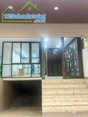 Toà VP Quan Nhân, phân lô, vỉa hè ô tô tránh,64m 9 tầng TM 5.4m mặt,Giá 30.6 tỷ 0796193699 - 4