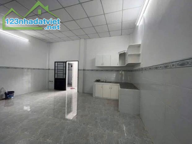 Bán nhanh căn nhà cấp 4 đang cho thuê ở Tân Thới Nhì Hóc Môn dt 89m2, 720 TRIỆU, SHR - 4