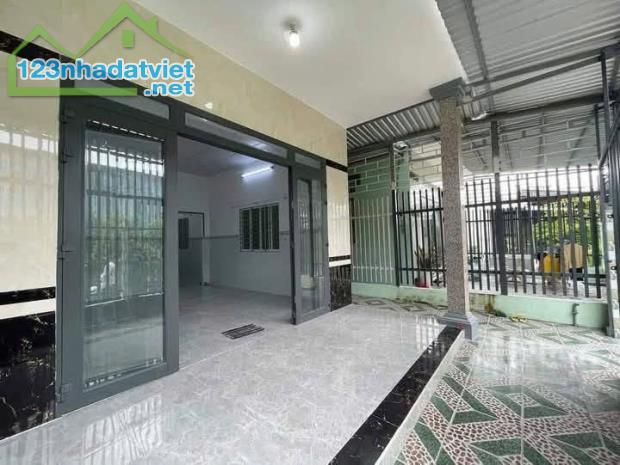 Bán nhanh căn nhà cấp 4 đang cho thuê ở Tân Thới Nhì Hóc Môn dt 89m2, 720 TRIỆU, SHR - 5