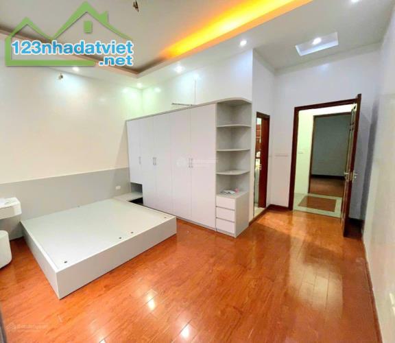 Bán nhà Văn Trì - Minh Khai Ngõ To Rộng 35m2x4T Chỉ 4.5 Tỷ Nhà Dân Xây vị trí đẹp thoáng - 3