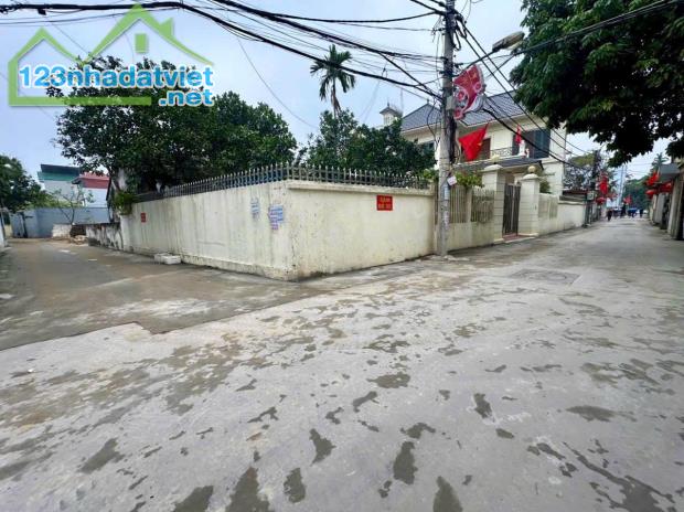 Bán nhà Đông Anh 4 tầng xây mới ở luôn tại xóm Thượng Uy Nỗ - 1